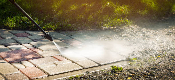 Best Gutter Cleaning and Brightening in Castlewood, VA